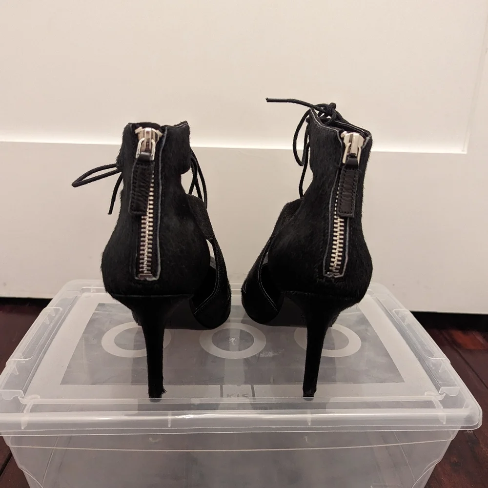 Nine West Black Pointed Toe Lace Up Cow Fur Heels Size 6.5 - Picture 8 of 13